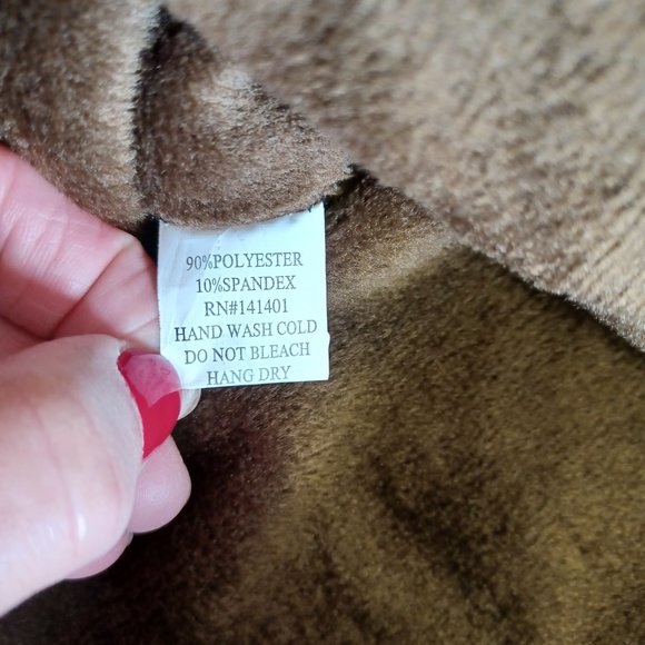 NWT! Lined Hoodie with Pockets and Front Zipper -  (3881) - Picture 6 of 8